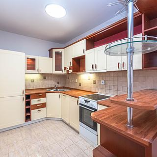 Pronájem bytu 2+kk 69 m² Praha
