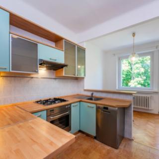 Pronájem bytu 2+1 63 m² Praha Střešovice, Na Petynce