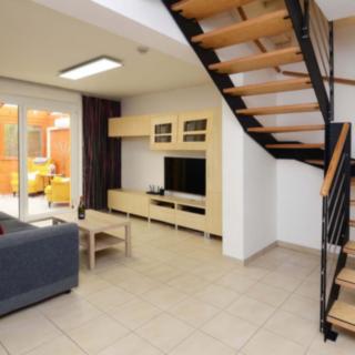Prodej rodinného domu 121 m² Jinočany