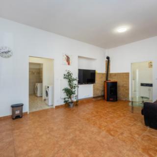 Prodej bytu 3+kk 73 m² Hořany