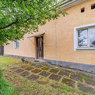 Prodej chalupy 112 m² Bzová
