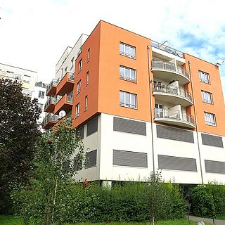 Pronájem bytu 1+kk a garsoniéry 35 m² Praha Košíře, Plzeňská