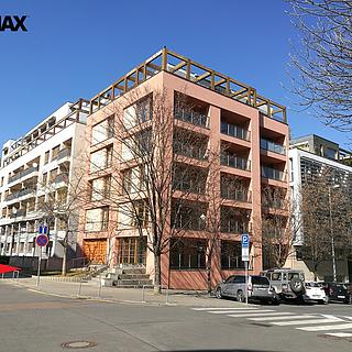 Pronájem parkovacího místa 15 m² Praha Smíchov, Randova