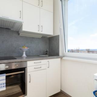Prodej bytu 1+1 29 m² Praha Troja, Krynická
