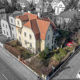 Prodej rodinného domu 218 m&sup2; Praha