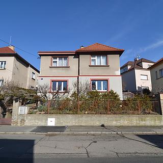 Prodej rodinného domu 74 m² Praha Modřany, Pod sady