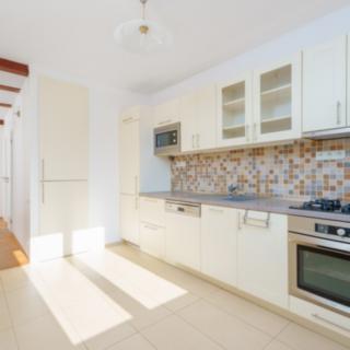 Prodej bytu 3+1 90 m² Praha