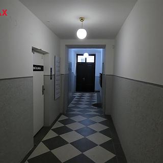 Pronájem bytu 3+1 83 m² Praha