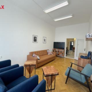 Pronájem kanceláře 65 m² Praha