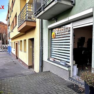 Pronájem obchodu 14 m² Praha Košíře, Pod školou