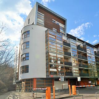 Prodej bytu 1+kk a garsoniéry 34 m² Praha Smíchov, Tomkova