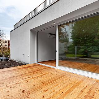 Pronájem bytu 5+kk 115 m&sup2; Praha