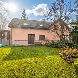 Pronájem rodinného domu 150 m² Mirošovice, Senohrabská