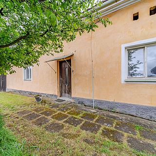 Prodej chalupy 112 m² Bzová