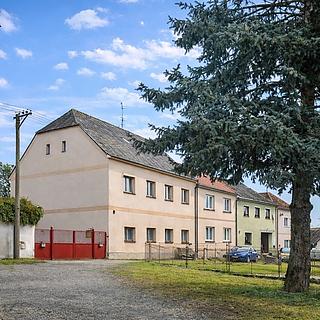 Prodej rodinného domu 240 m² Kozojedy