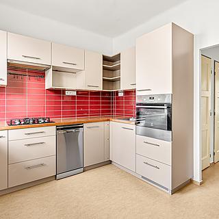 Pronájem bytu 2+1 60 m² Praha Vršovice, Litevská