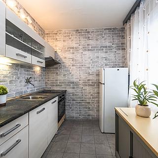 Prodej bytu 2+kk 41 m² Praha Michle, Podle Kačerova
