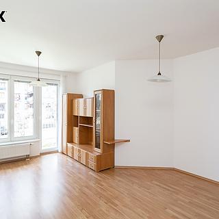 Pronájem bytu 2+kk 52 m² Praha Strašnice, Názovská