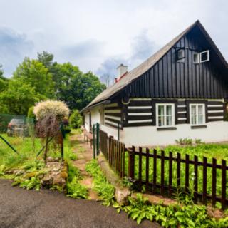 Prodej rodinného domu 90 m² Benešov u Semil