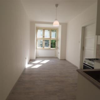 Pronájem bytu 2+kk 51 m² Praha
