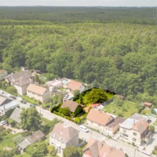 Prodej stavební parcely 971 m² Úvaly