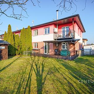 Prodej rodinného domu 153 m² Praha Hájek u Uhříněvsi, Do podkovy