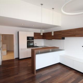 Pronájem bytu 2+kk 51 m² Praha