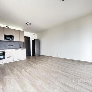 Pronájem bytu 1+kk, garsoniery 33 m&sup2; Praha