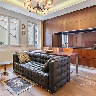 Prodej bytu 2+kk 57 m² Praha Malá Strana, Mostecká