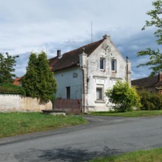 Prodej zemědělské usedlosti 144 m² Honezovice