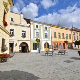 Prodej rodinného domu 307 m² Uničov, Masarykovo nám.