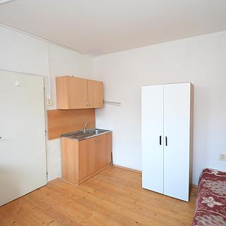 Pronájem bytu 1+kk a garsoniéry 16 m² Olomouc, Kačení