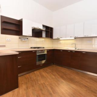 Pronájem bytu 2+1 55 m² Olomouc