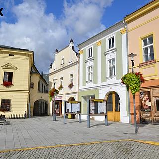 Prodej činžovního domu 307 m² Uničov, Masarykovo nám.