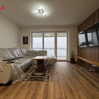 Pronájem bytu 2+kk 56 m² Olomouc Slavonín, Topolová