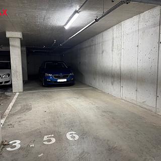 Pronájem parkovacího místa 18 m&sup2; Olomouc