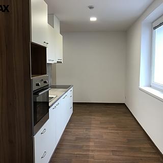 Pronájem bytu 3+1 71 m² Olomouc Neředín, tř. Míru