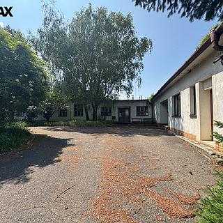 Prodej ostatního komerčního prostoru 4 428 m² Kunovice, Osvobození