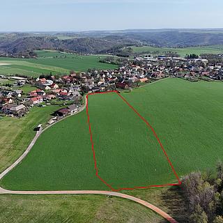 Prodej stavební parcely 24 002 m² Spálov