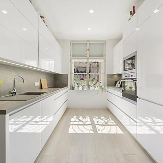 Prodej bytu 4+kk 111 m² Praha Karlín, Pobřežní