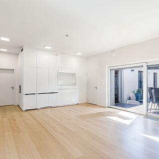 Pronájem rodinného domu 128 m² Praha Lysolaje, K Housličkám