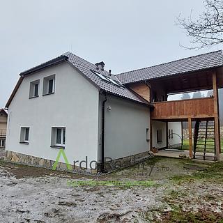 Pronájem bytu 1+kk a garsoniéry 47 m² Loučovice