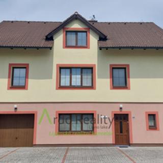 Prodej rodinného domu 255 m² Frymburk