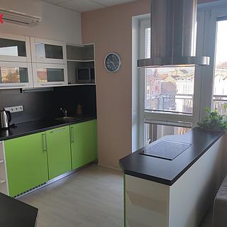 Pronájem bytu 1+kk, garsoniery 35 m² Pardubice