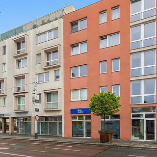 Pronájem obchodu 122 m&sup2; Pardubice