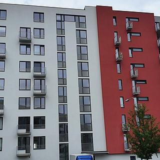 Pronájem bytu 1+kk a garsoniéry 43 m² Pardubice Zelené Předměstí, Pod Vinicí