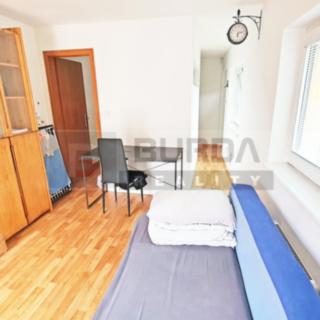 Pronájem bytu 2+kk 28 m² Libiš