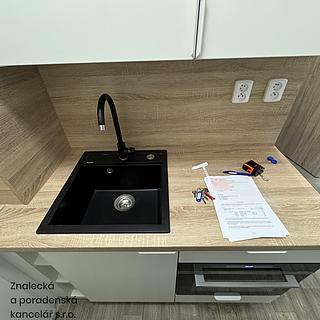 Pronájem bytu 2+kk 32 m² Hodonín, třída Bří Čapků