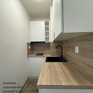 Pronájem bytu 2+kk 32 m&sup2; Hodonín
