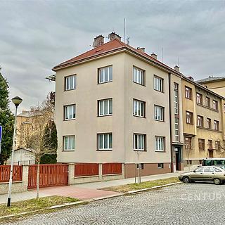 Pronájem bytu 4+1 90 m² Kroměříž